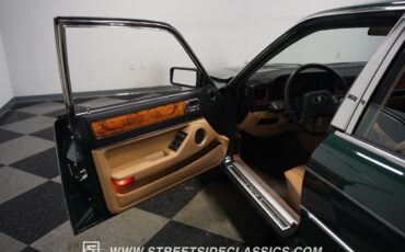 Jaguar-XJ6-1988-Sedan-39