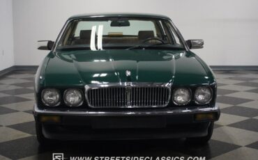 Jaguar-XJ6-1988-Sedan-5