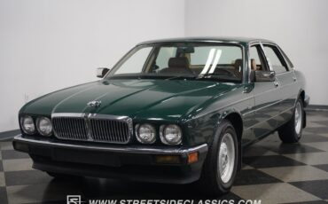 Jaguar-XJ6-1988-Sedan-6