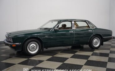 Jaguar-XJ6-1988-Sedan-8