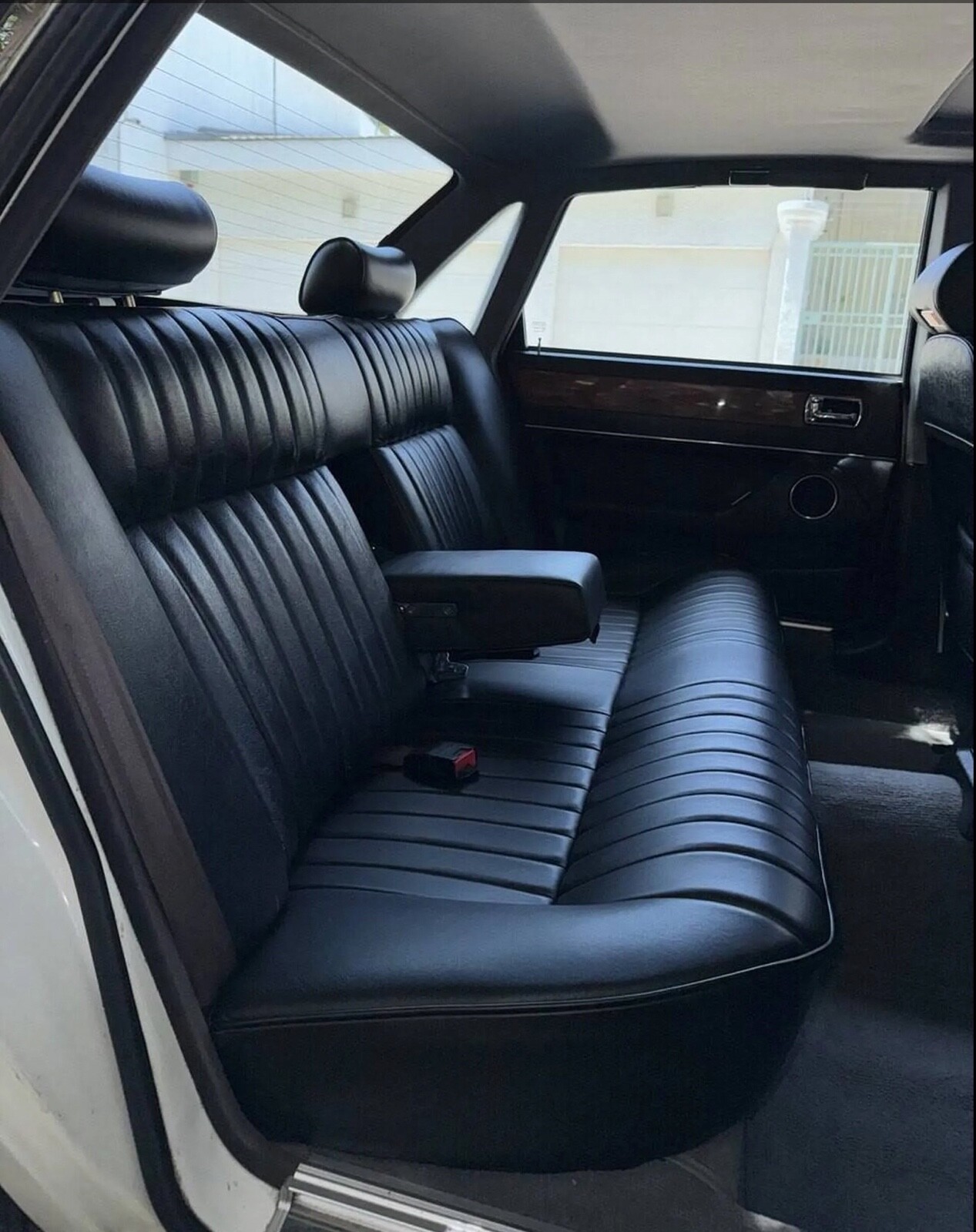Jaguar-XJ6-1992-Sedan-18