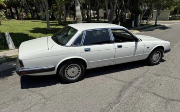 Jaguar-XJ6-1992-Sedan-5