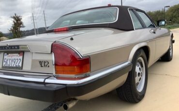 Jaguar-XJ8-1988-Convertible-12