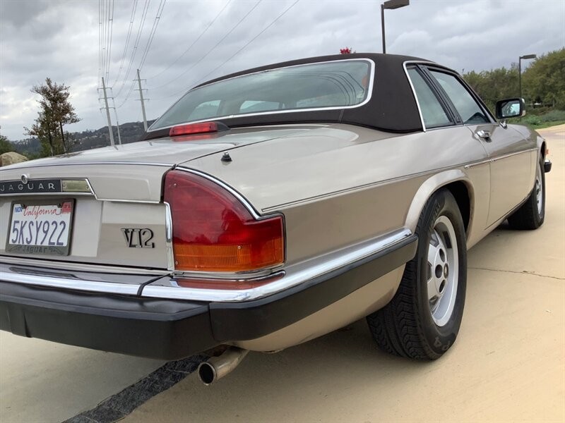 Jaguar-XJ8-1988-Convertible-12
