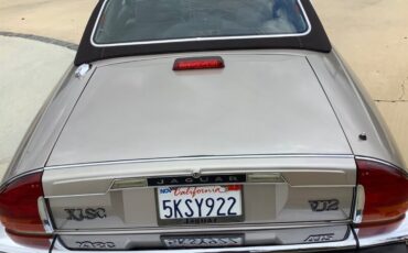 Jaguar-XJ8-1988-Convertible-15