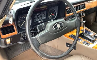 Jaguar-XJ8-1988-Convertible-19