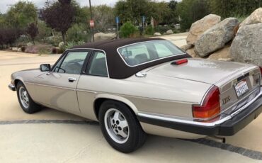 Jaguar-XJ8-1988-Convertible-9