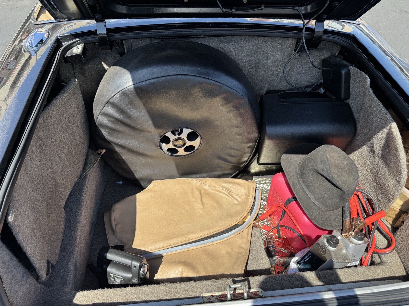 Jaguar-XJS-1988-Convertible-17