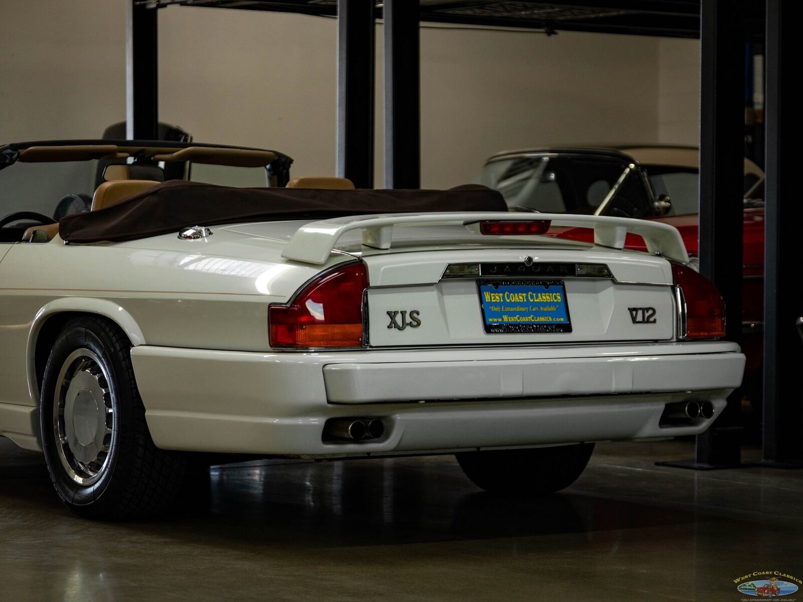 Jaguar-XJS-1990-Convertible-14
