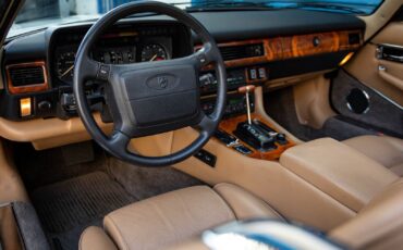 Jaguar-XJS-1990-Convertible-22