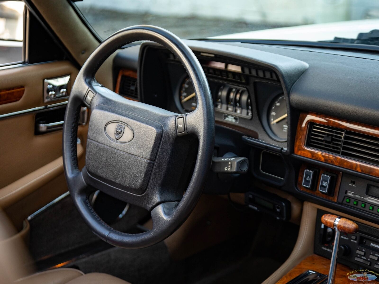 Jaguar-XJS-1990-Convertible-30