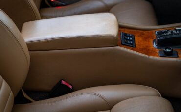 Jaguar-XJS-1990-Convertible-35