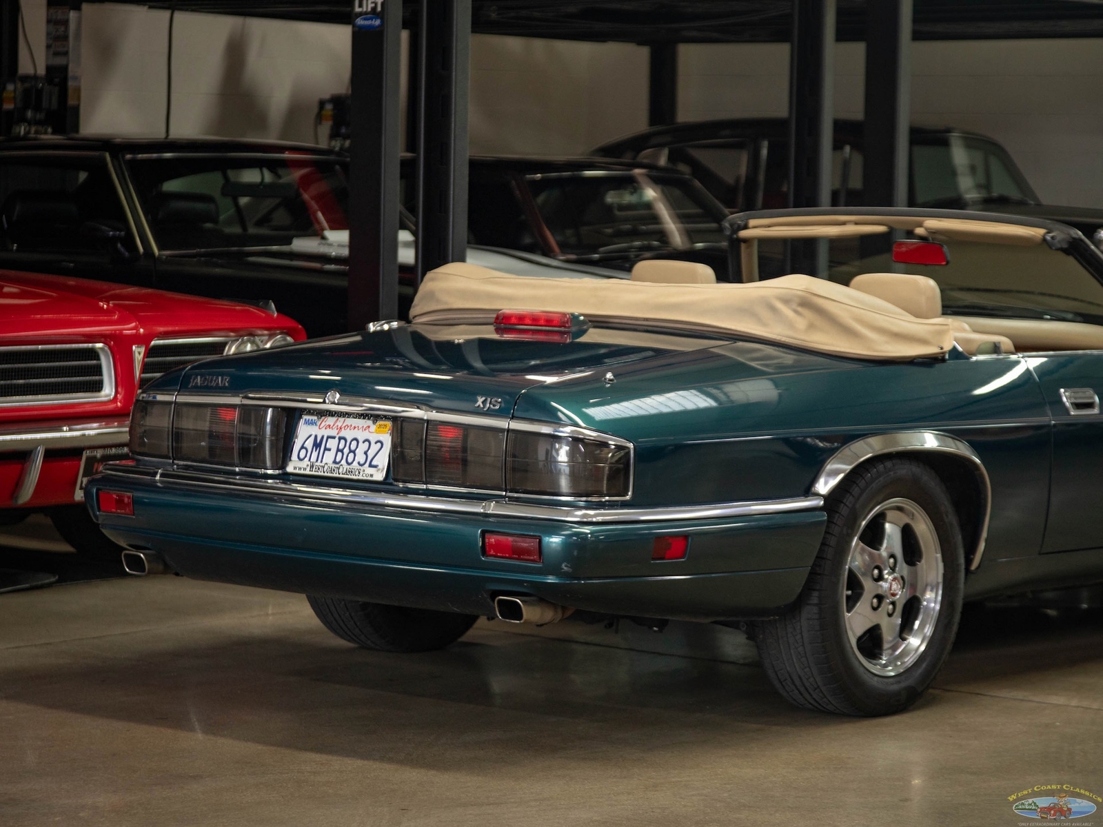 Jaguar-XJS-1994-2-Door-Convertible-24