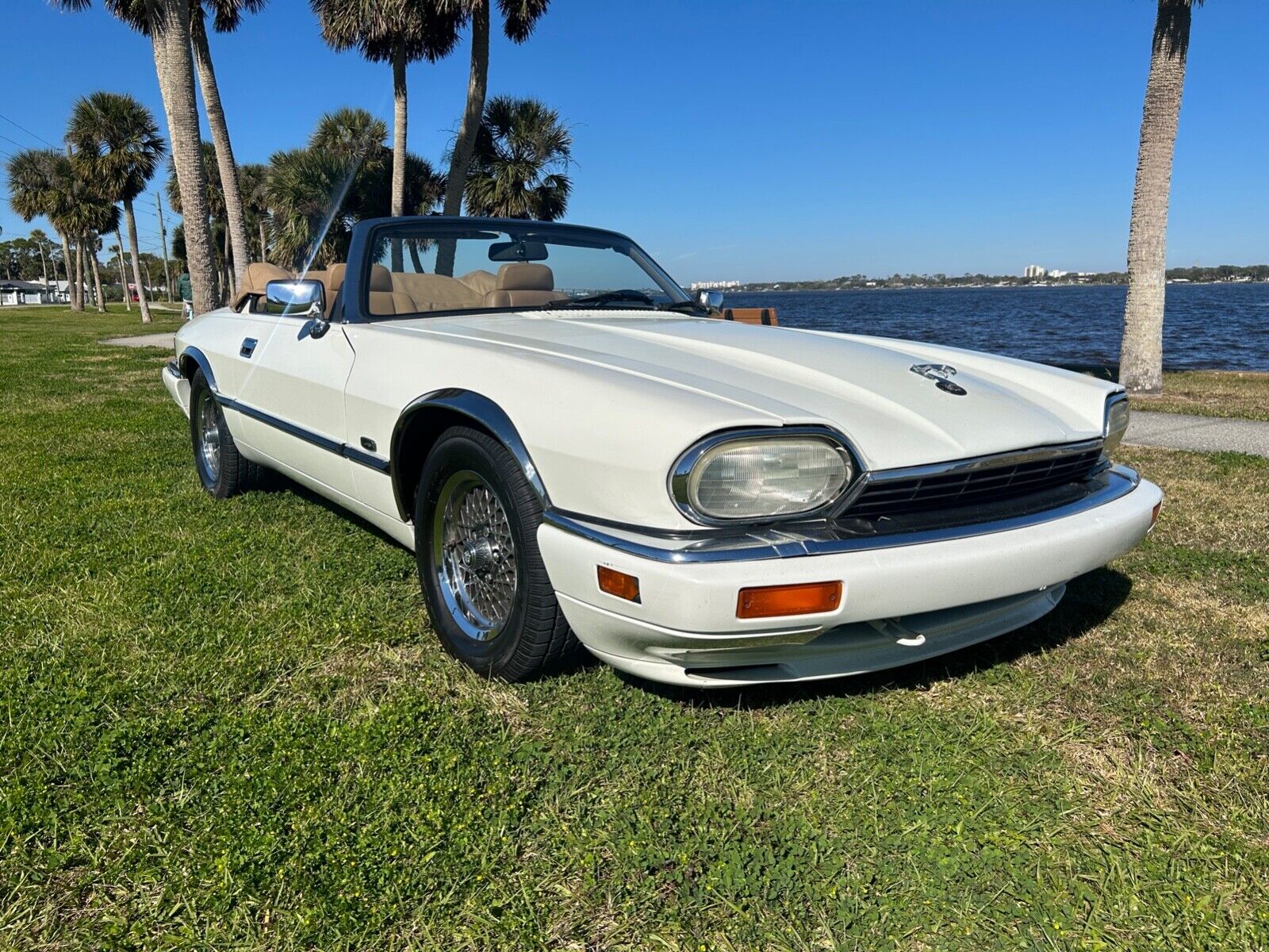 Jaguar-XJS-1994-Convertible-3
