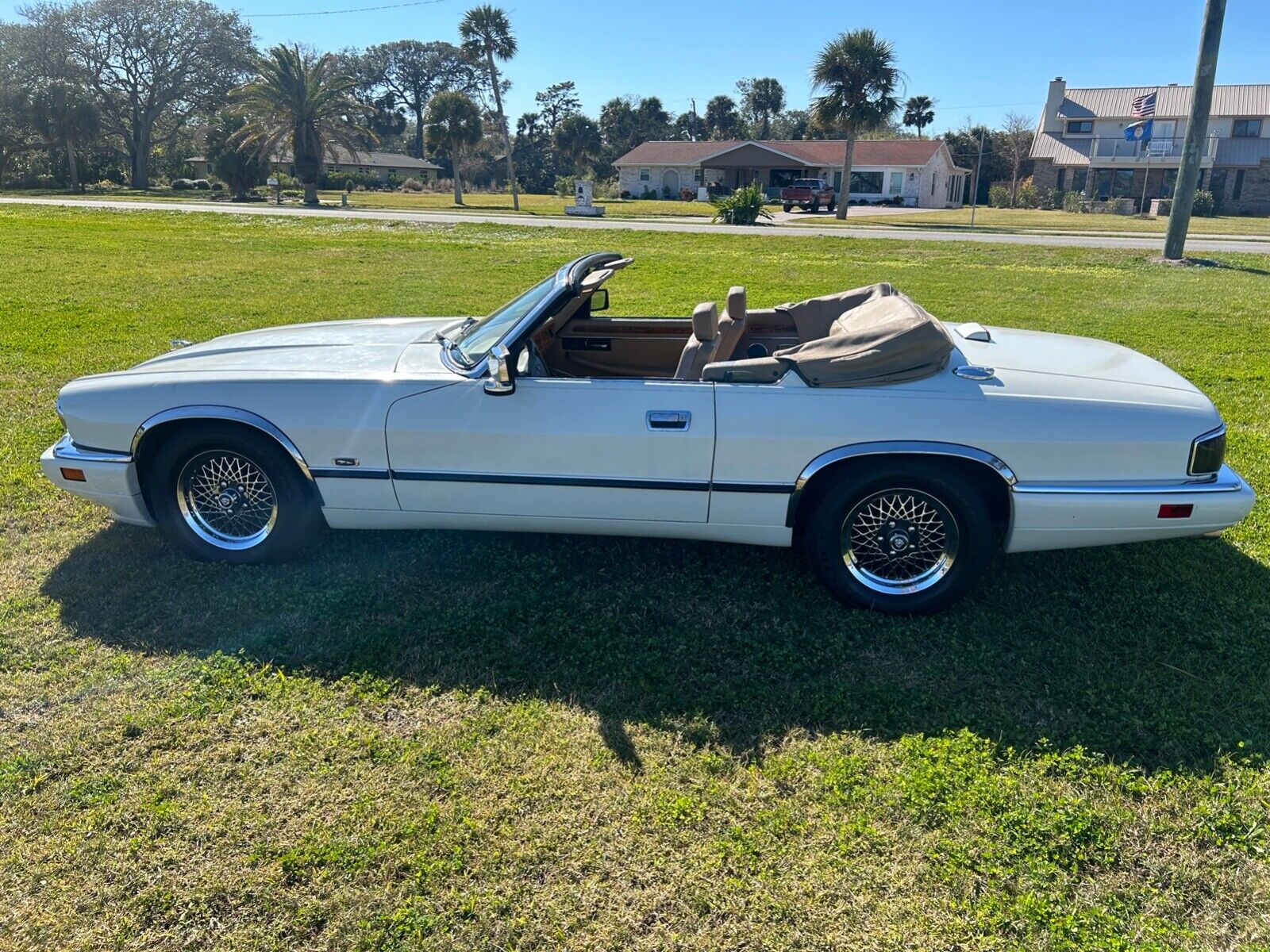 Jaguar-XJS-1994-Convertible-8