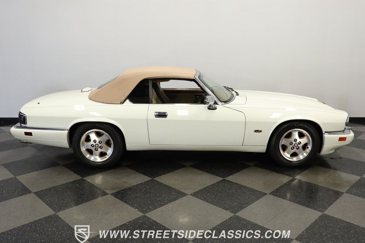 Jaguar-XJS-1995-Convertible-12