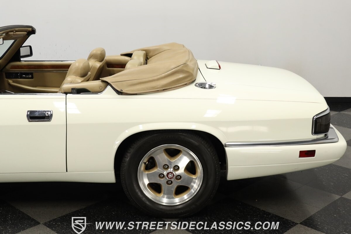 Jaguar-XJS-1995-Convertible-23