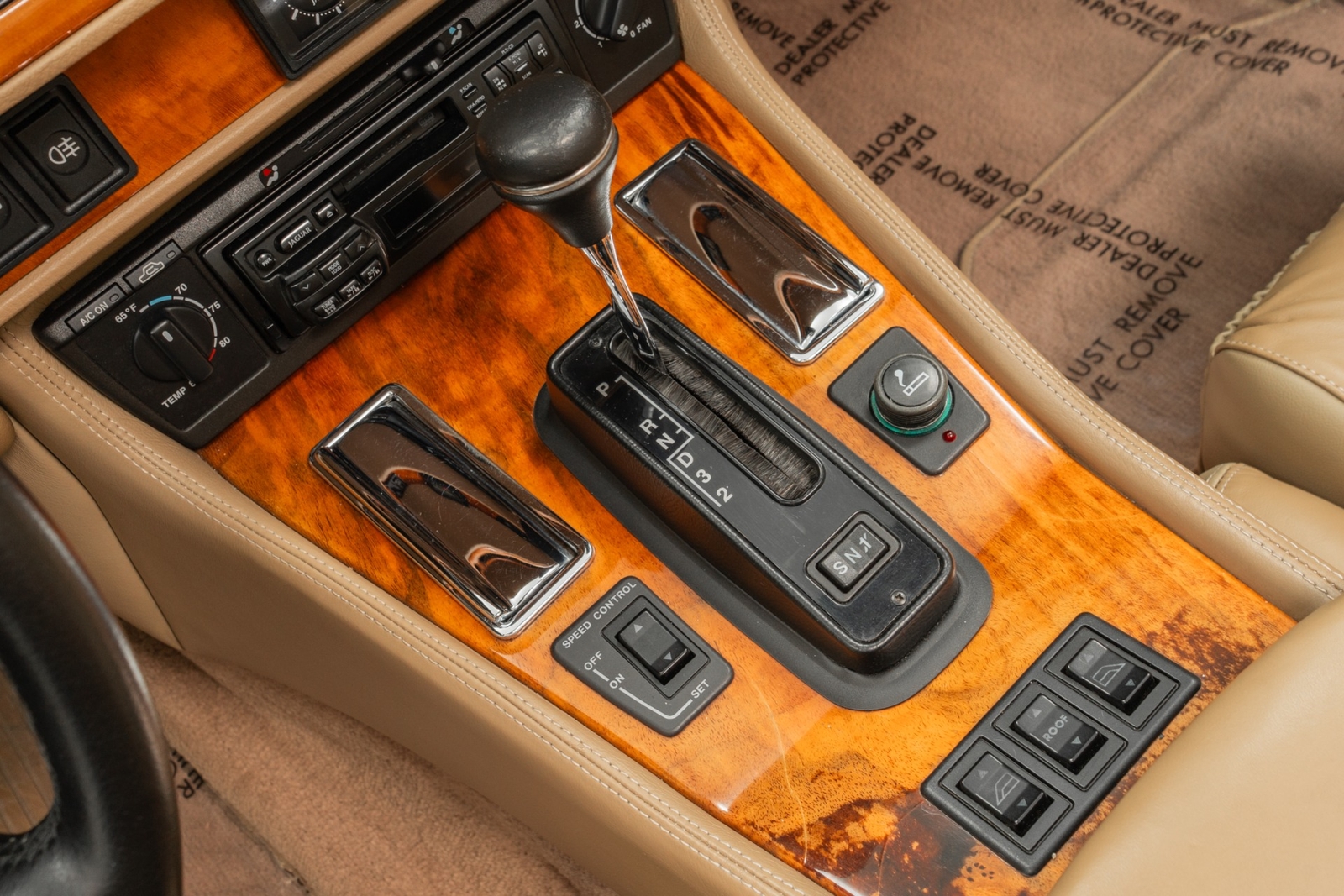Jaguar-XJS-1995-Convertible-24