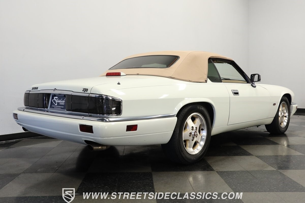Jaguar-XJS-1995-Convertible-26