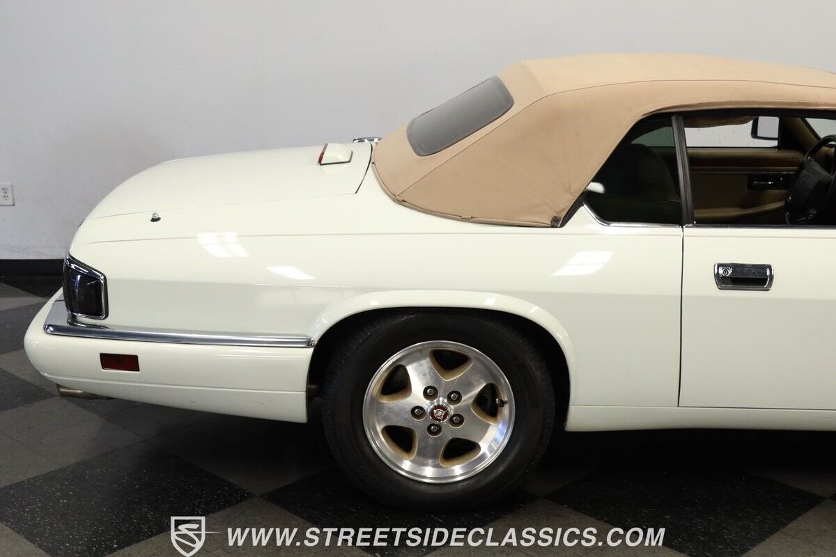Jaguar-XJS-1995-Convertible-27
