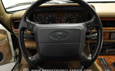 Jaguar-XJS-1995-Convertible-36