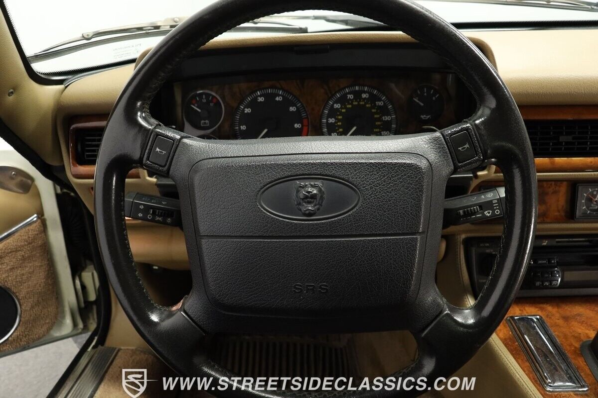 Jaguar-XJS-1995-Convertible-36