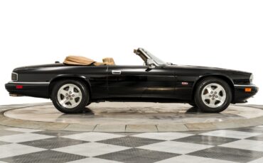 Jaguar-XJS-1995-Convertible-38