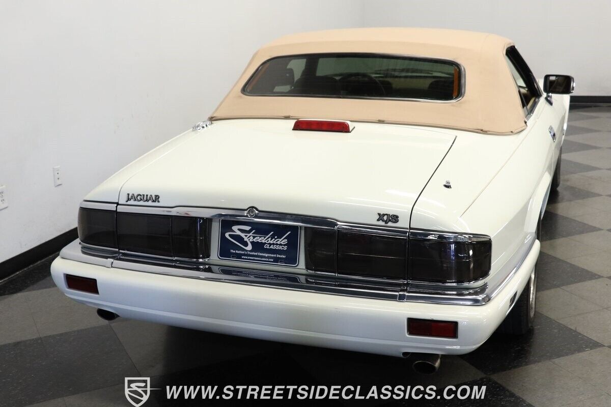 Jaguar-XJS-1995-Convertible-9