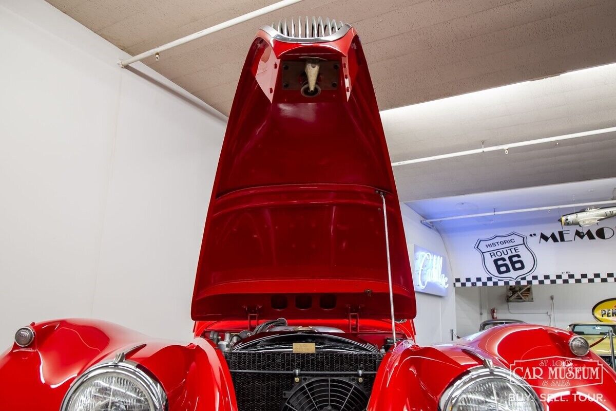 Jaguar-XK-1952-Coupe-13