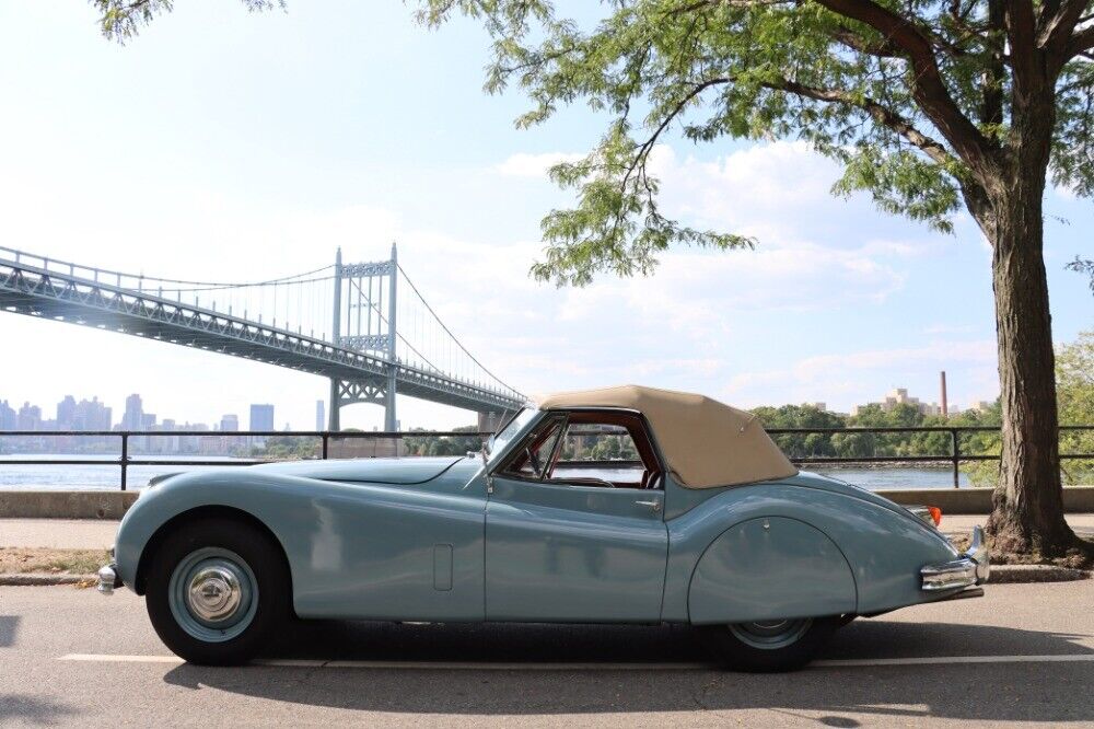 Jaguar-XK-1956-Drophead-Coupe-1