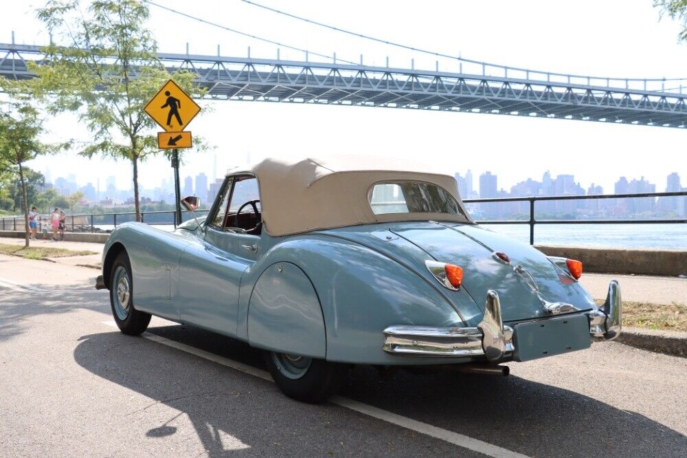 Jaguar-XK-1956-Drophead-Coupe-2