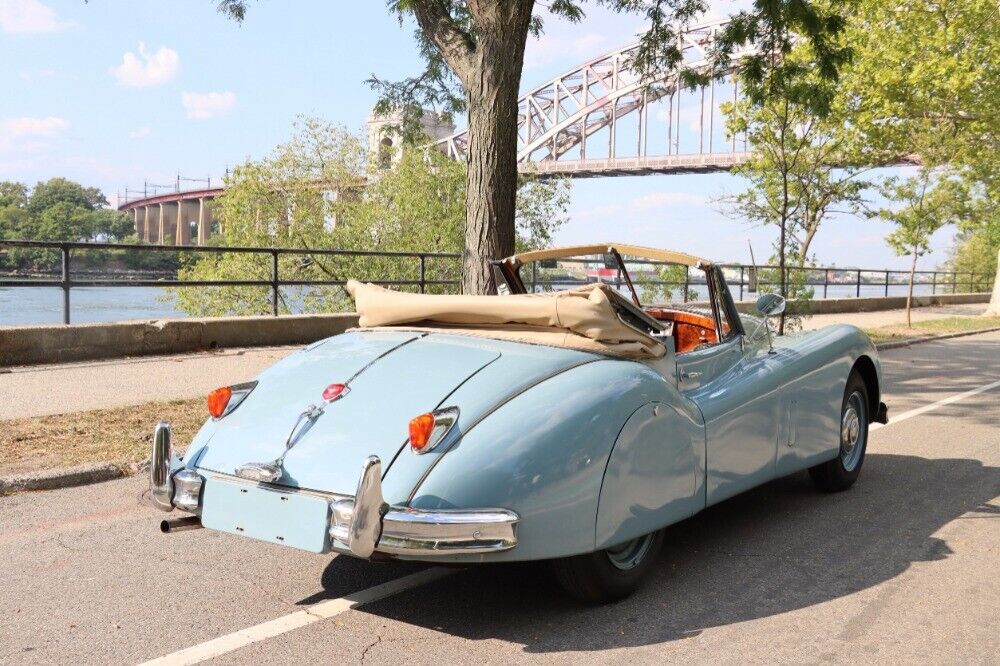 Jaguar-XK-1956-Drophead-Coupe-5