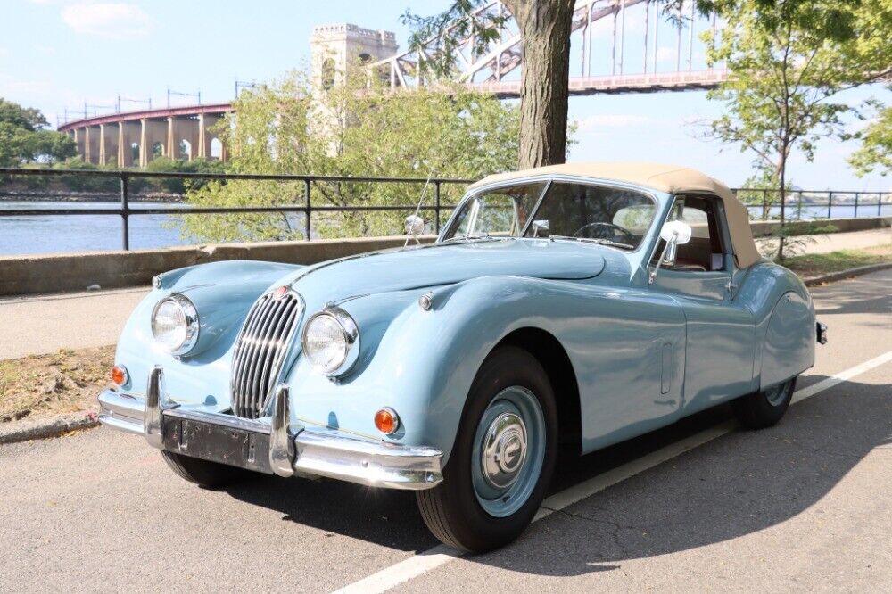 Jaguar-XK-1956-Drophead-Coupe