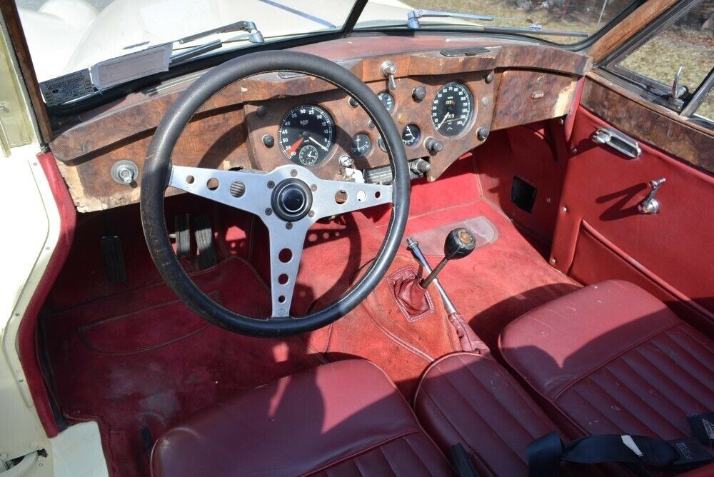 Jaguar-XK-1957-Convertible-7