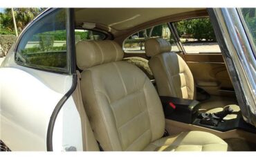 Jaguar-XK-1971-HATCHBACK-COUPE-13