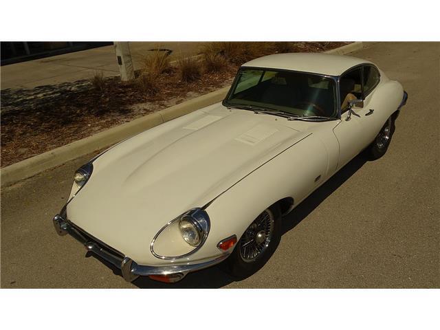 Jaguar-XK-1971-HATCHBACK-COUPE-3