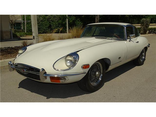 Jaguar-XK-1971-HATCHBACK-COUPE-6
