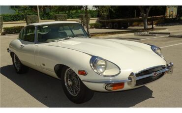 Jaguar-XK-1971-HATCHBACK-COUPE-7