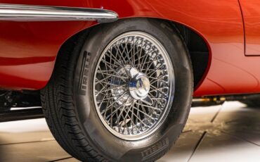 Jaguar-XKE-1966-Convertible-18