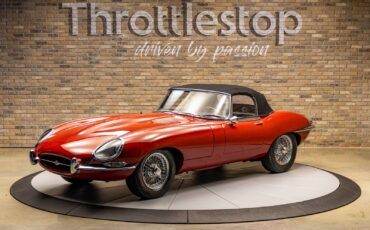 Jaguar-XKE-1966-Convertible-6