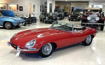 Jaguar-XKE-Roadster-XKE-E-Type-1962-Convertible-Coupe-11