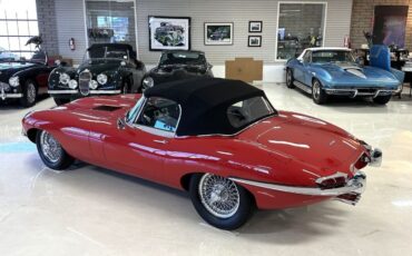 Jaguar-XKE-Roadster-XKE-E-Type-1962-Convertible-Coupe-30