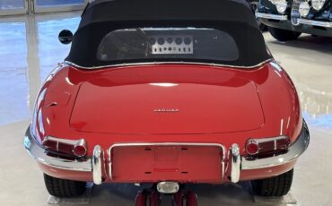 Jaguar-XKE-Roadster-XKE-E-Type-1962-Convertible-Coupe-32