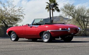 Jaguar-XKE-Roadster-XKE-E-Type-1962-Convertible-Coupe-5