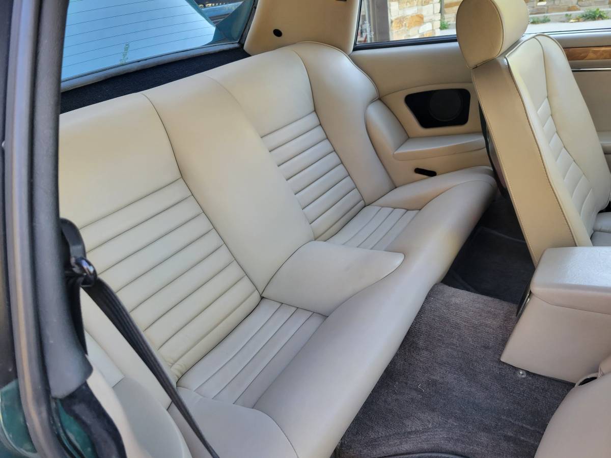 Jaguar-Xjs-1985-12