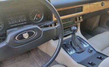 Jaguar-Xjs-1985-5