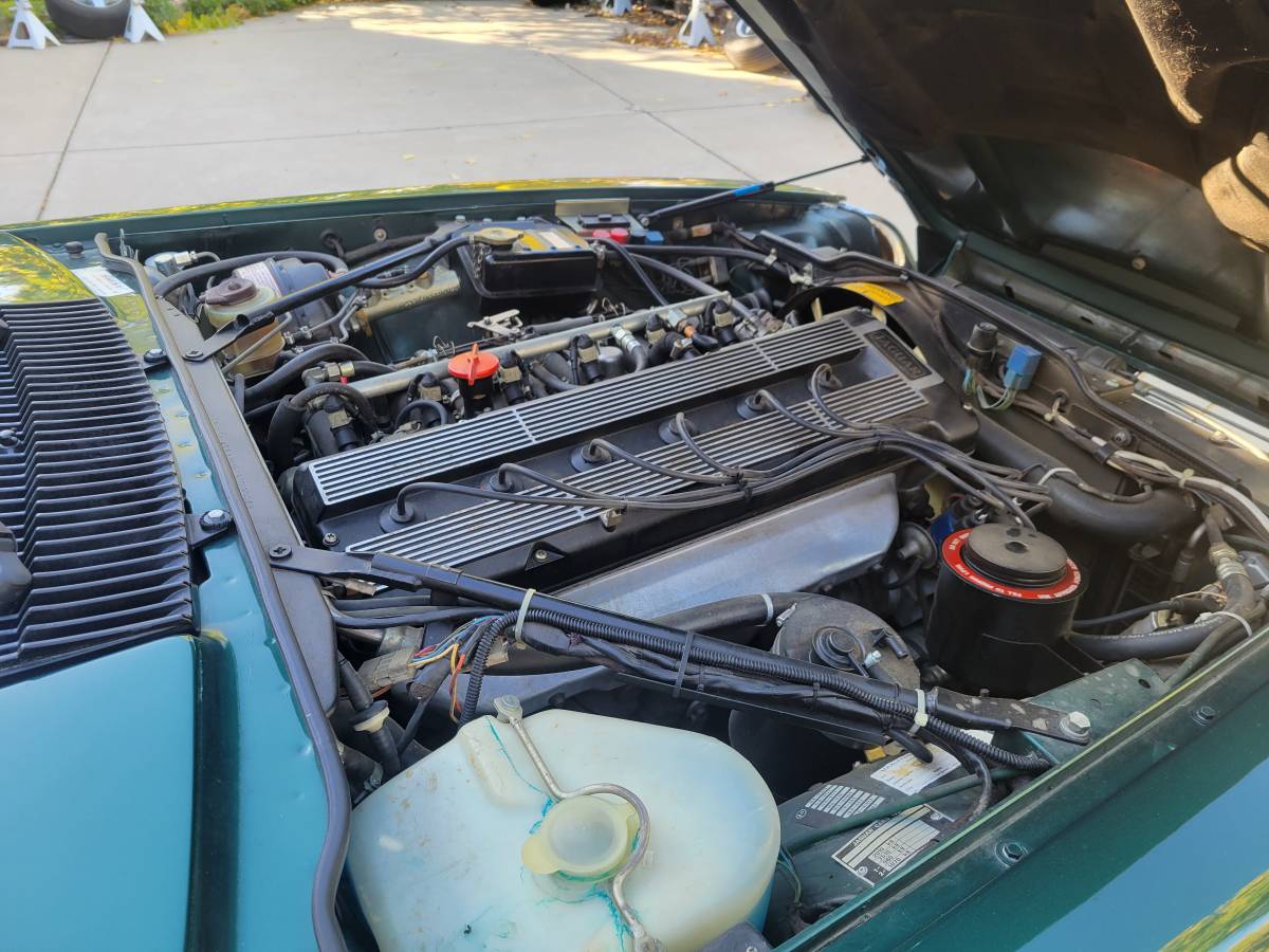 Jaguar-Xjs-1985-8