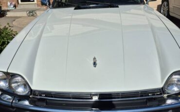 Jaguar-Xjs-1989-white-1