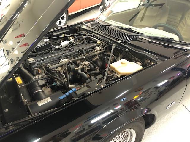 Jaguar-Xjs-1994-black-15