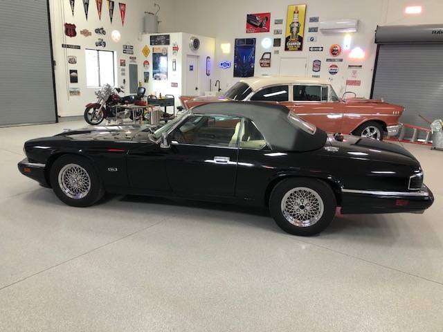 Jaguar-Xjs-1994-black-4